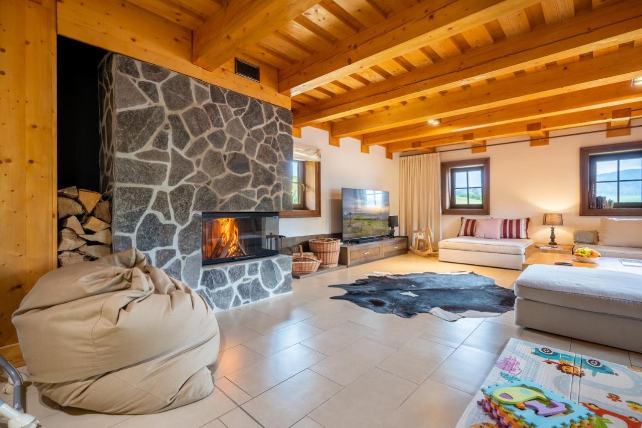 Wellness Drevenica Zuberec, 3 Apartmany, 2 Studia, Tatranske Stity Z Terasy Buitenkant foto